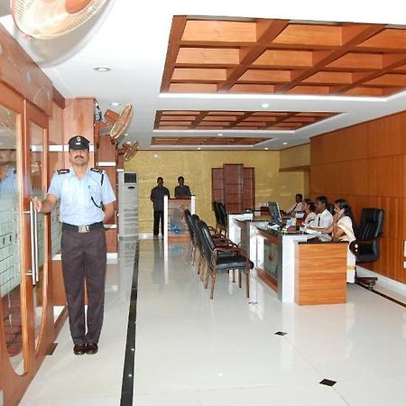 Kpm Regency Hotel Palakkad Exterior photo